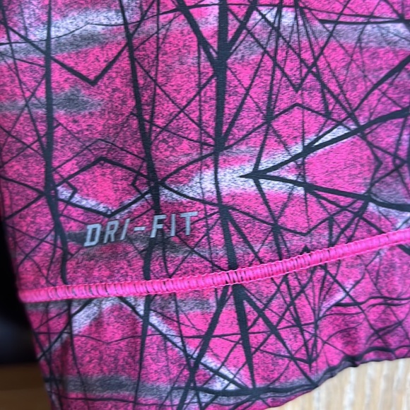 pink nike PRO racer back sports bra - Picture 4 of 5